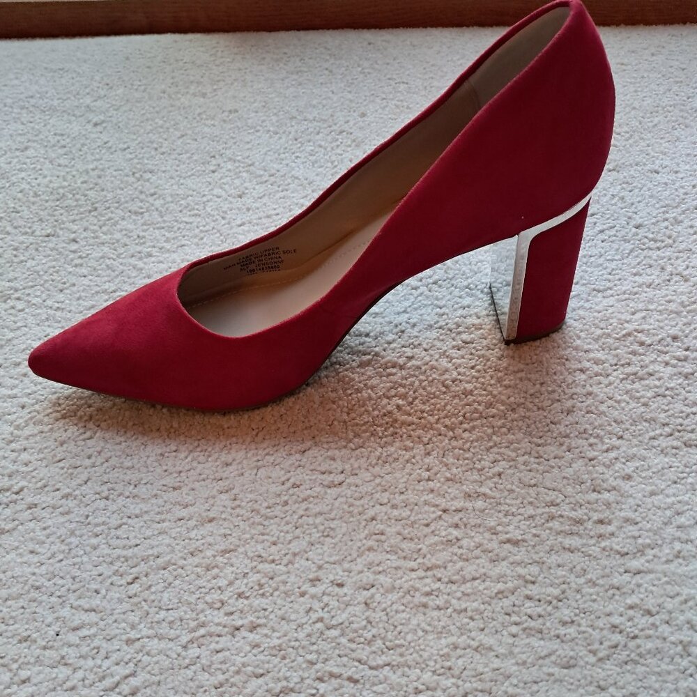 BRAND NEW vibrant red pumps/heels - size 11M - Picture 6 of 7